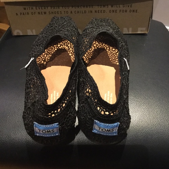 TOMS Classic Black Moroccan Crochet size:10 - Picture 6 of 7